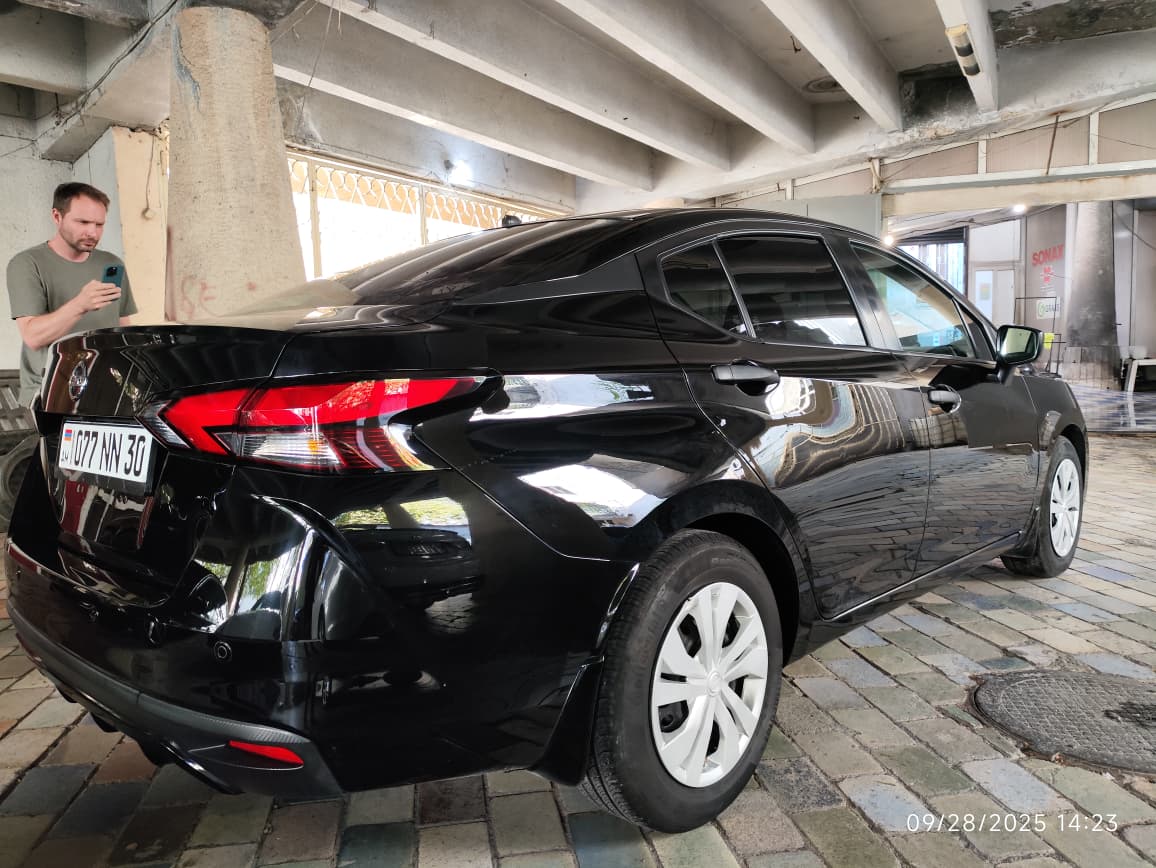 Nissan Versa